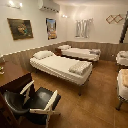 罗马露营酒店 文蒂米利亚