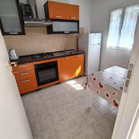 罗马露营酒店 3*