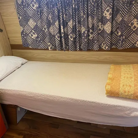 假日公园 罗马露营酒店